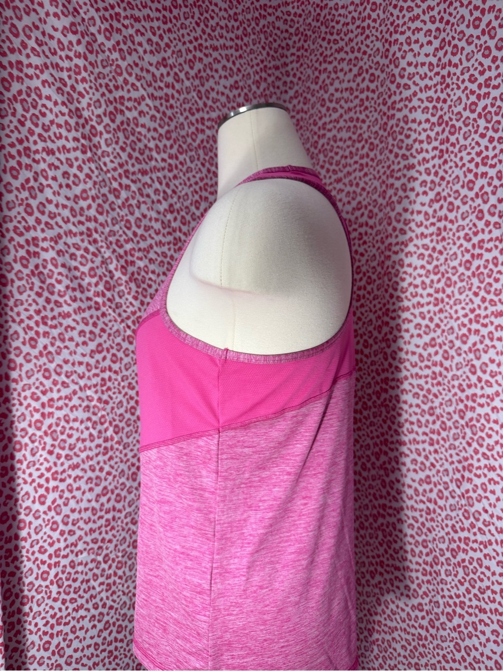 3 Tank Tops - Picture 7 of 9